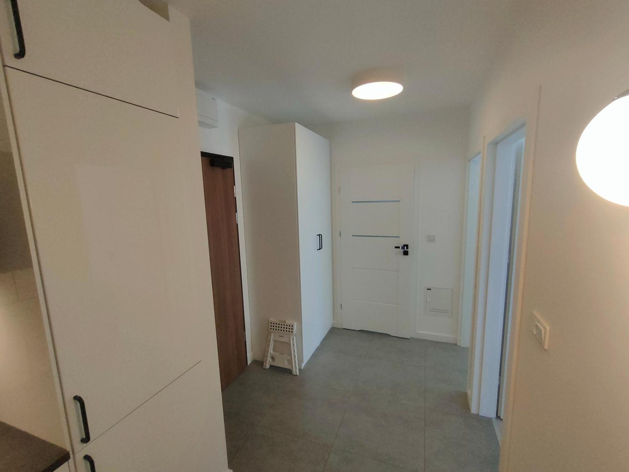 2-bedroom With 2 Free Parking Spots - Tauron Arena